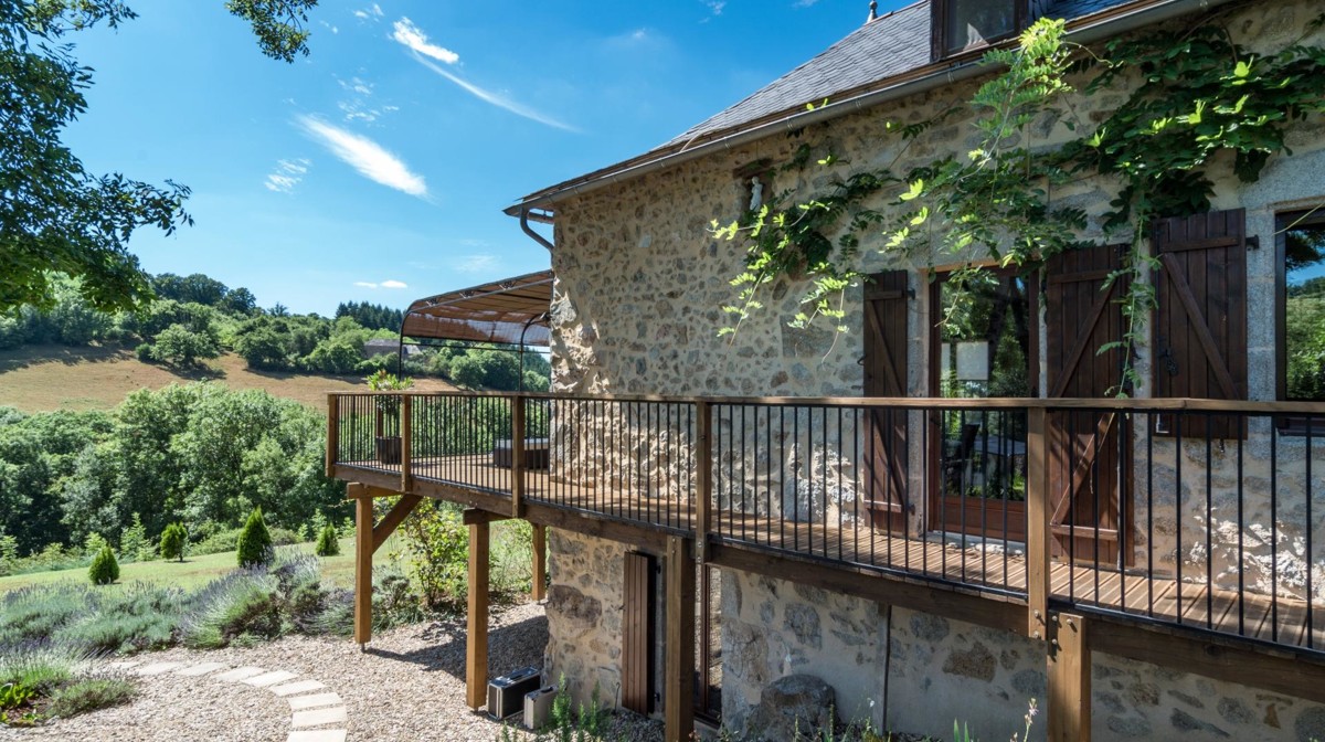 La Serenite Villa, Aveyron Side View Balcony
